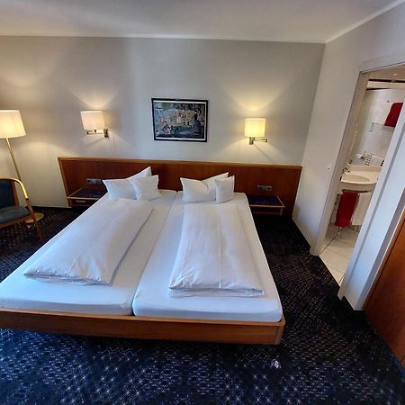 Hotel-Restaurant Roter Ochsen 라우하임 외부 사진