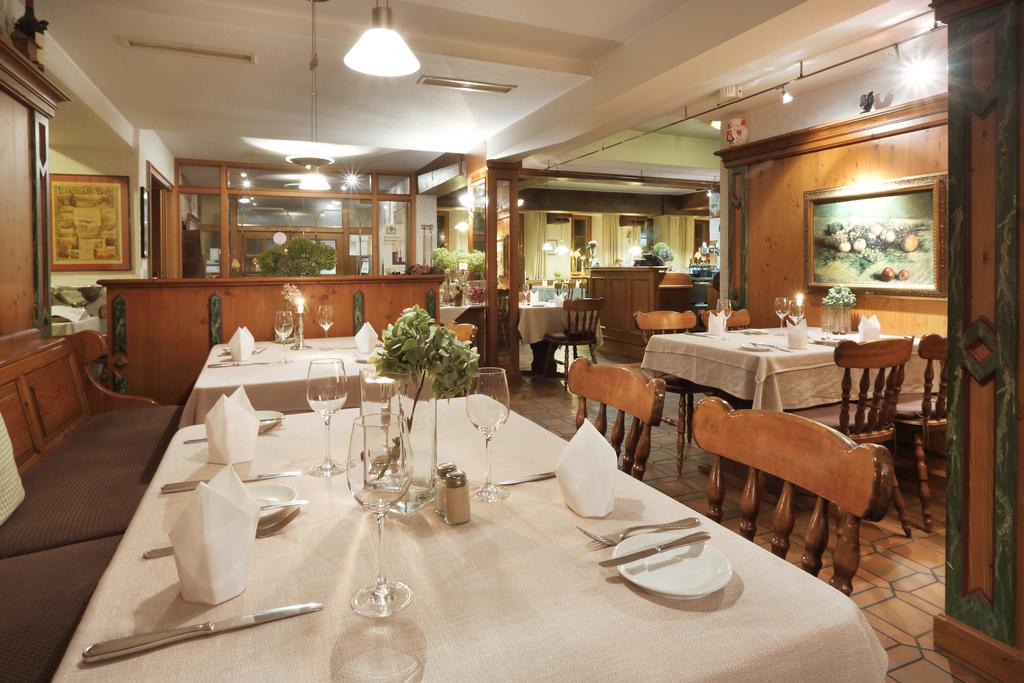 Hotel-Restaurant Roter Ochsen 라우하임 외부 사진