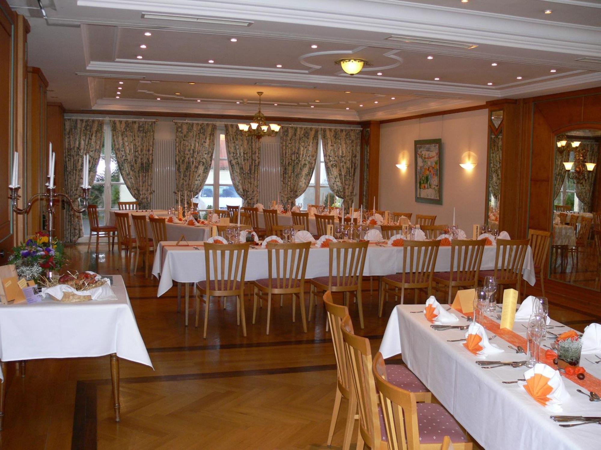 Hotel-Restaurant Roter Ochsen 라우하임 외부 사진