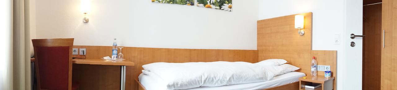 Hotel-Restaurant Roter Ochsen 라우하임 외부 사진