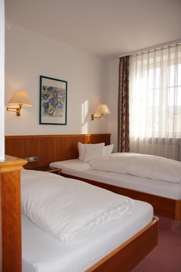 Hotel-Restaurant Roter Ochsen 라우하임 외부 사진